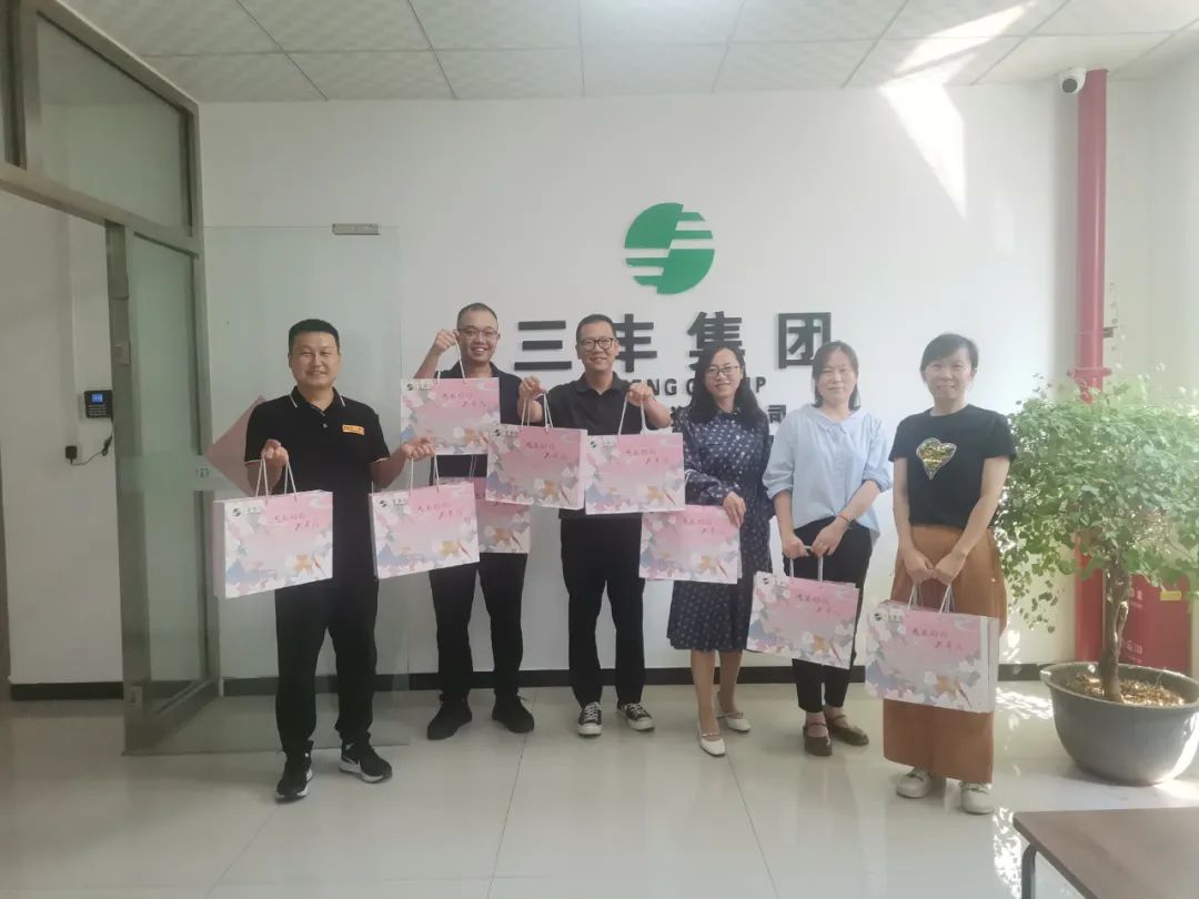 AB娱乐-科技赋能场景,让娱乐更有趣!